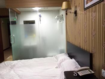 Qingdao Baifusheng Business Hotel Dış mekan fotoğraf